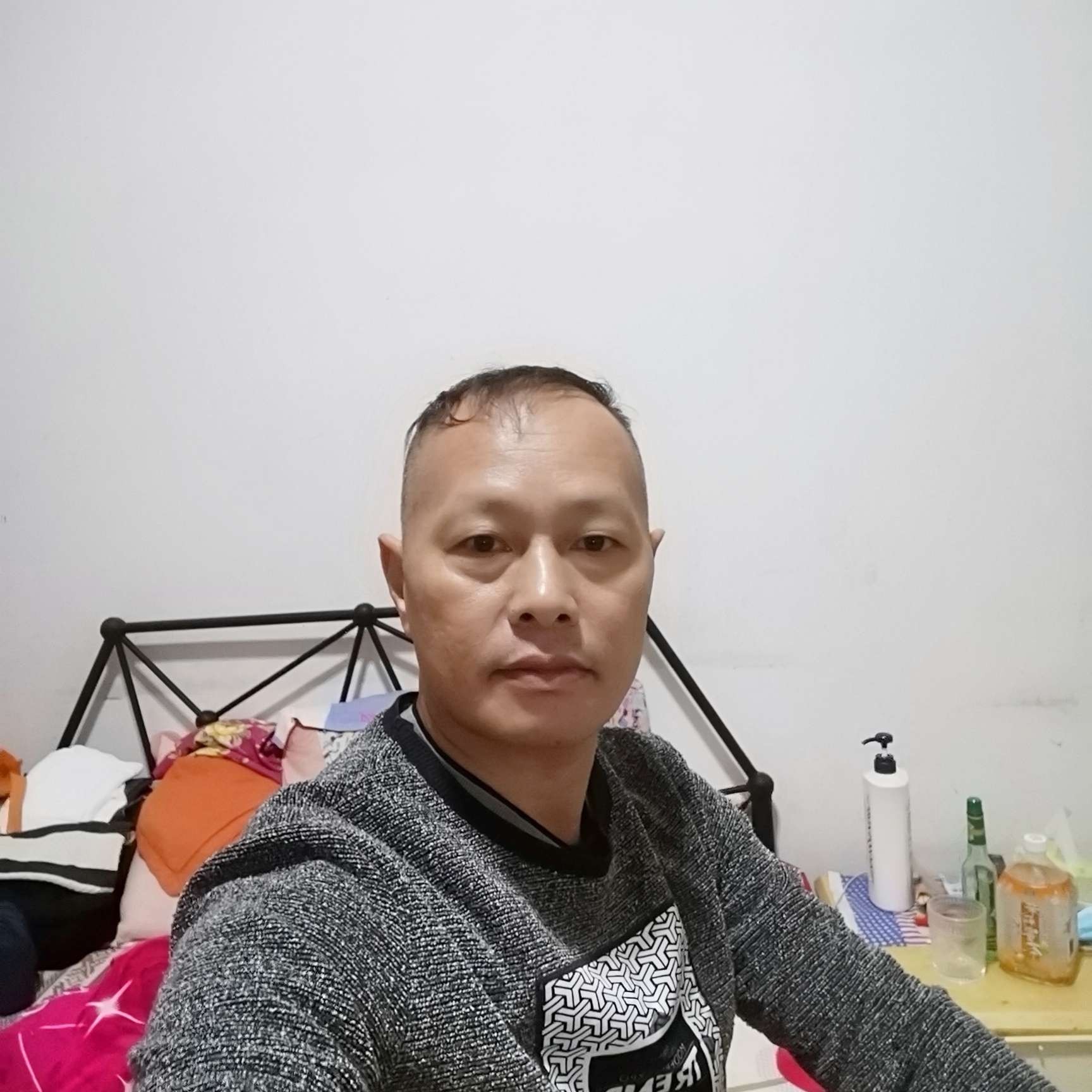 5437的照片