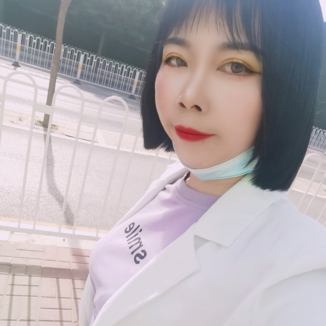 璐熙1的照片
