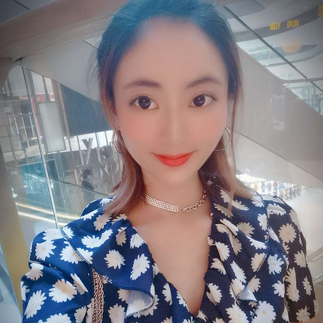 飘丫的照片