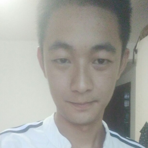 寂寞的小糖豆。的照片