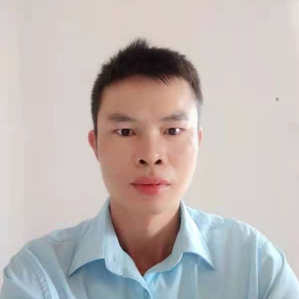 活泼蹙眉心情的照片