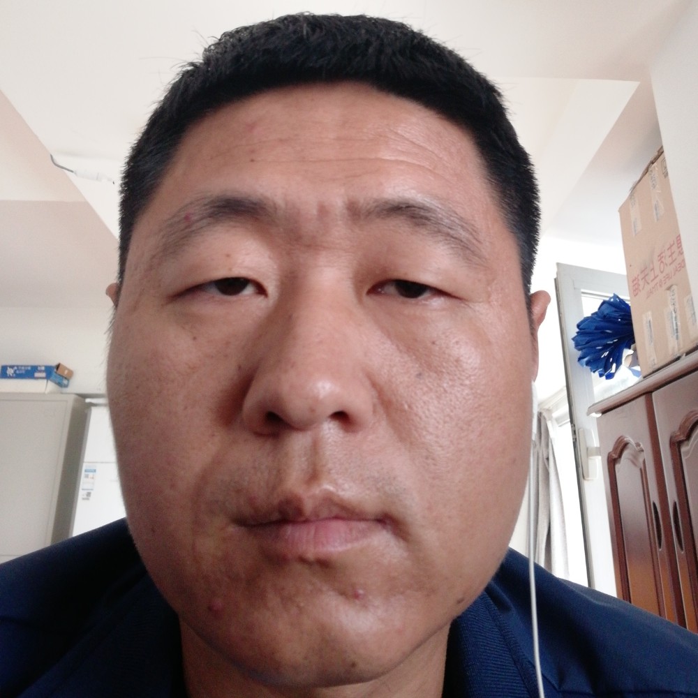 有情汤姆的照片