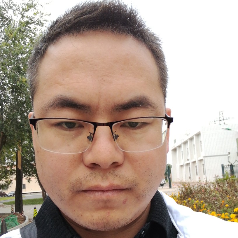 机器猫与无垠的照片