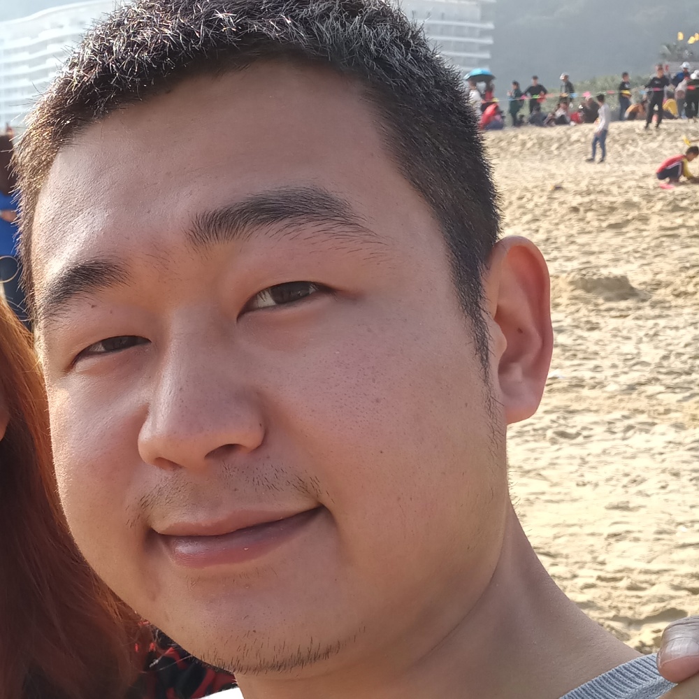 闲散汉子的照片