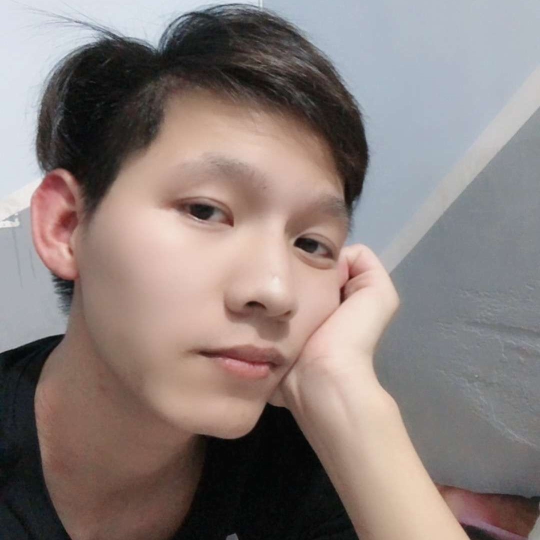 破吉他。的照片