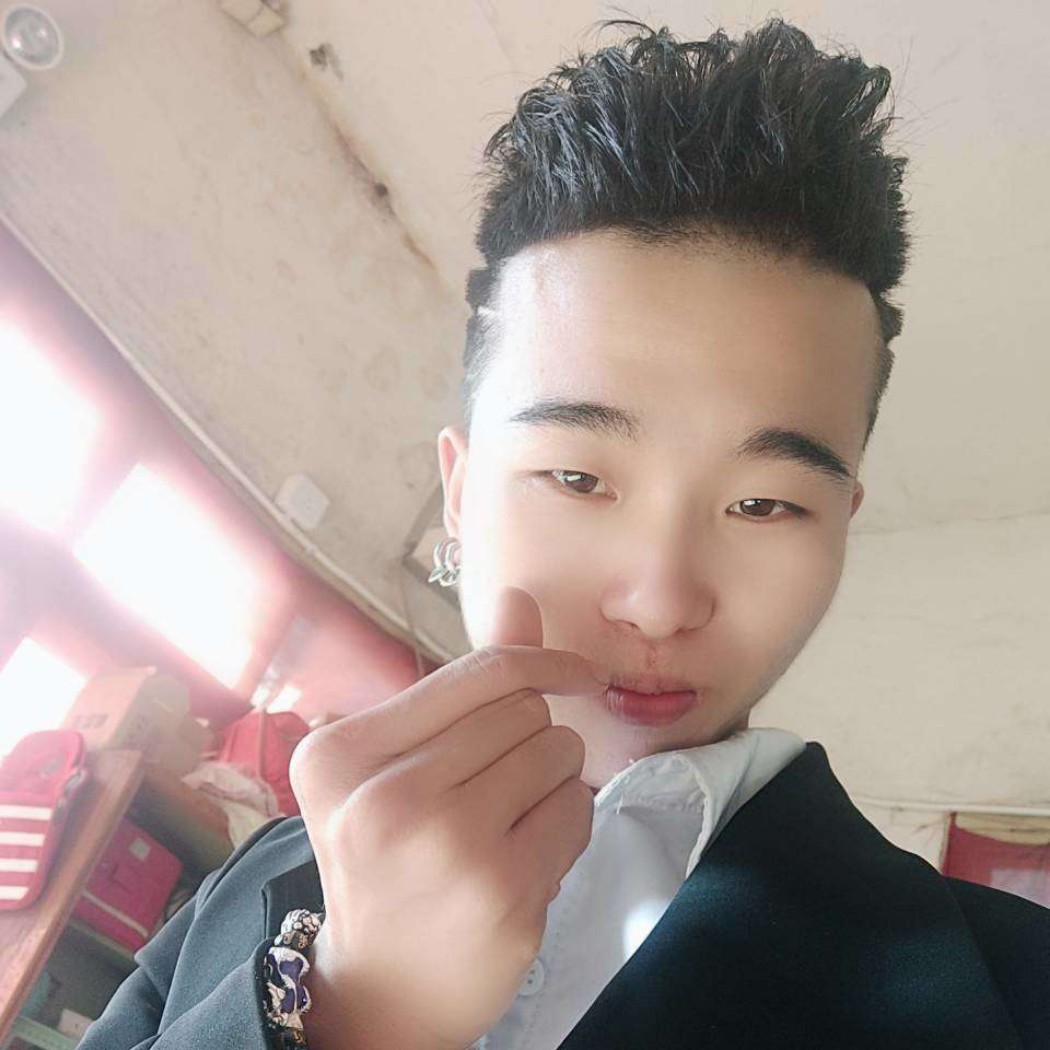 精明爱恋水壶的照片