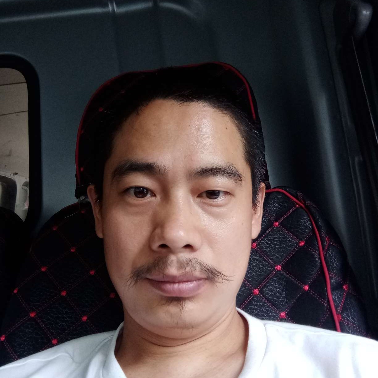 双鱼座男生的照片