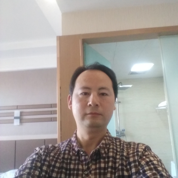 晨阳彩色的照片