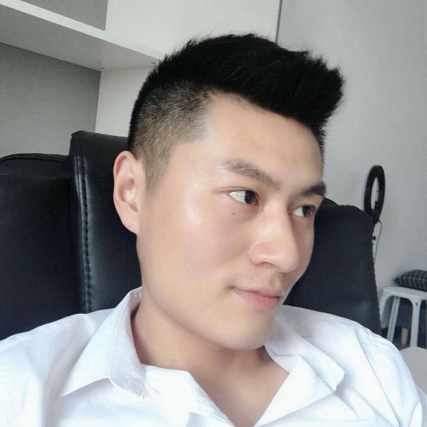 瑞哥哥哥的照片