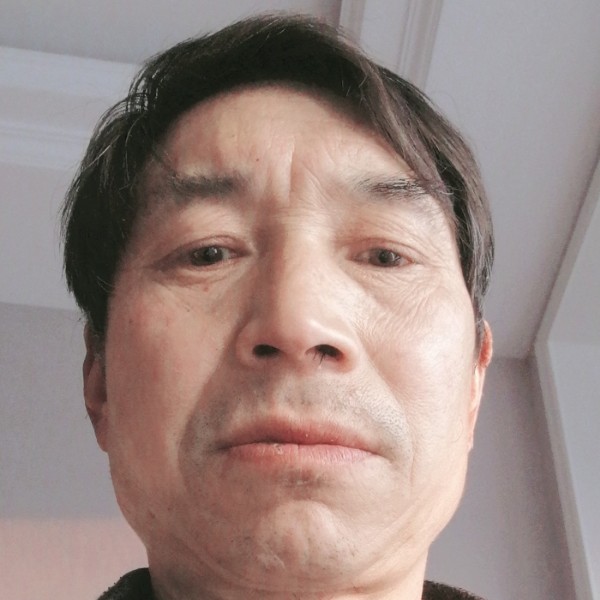 钟同武的照片