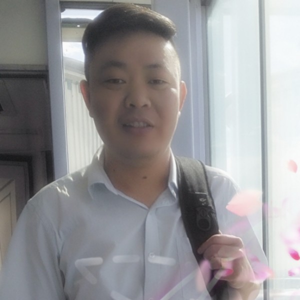 故事泪了多情的照片