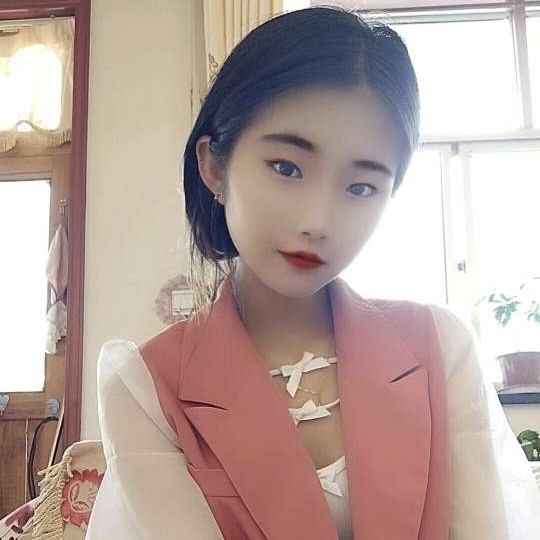 小猫咪那初夏的照片