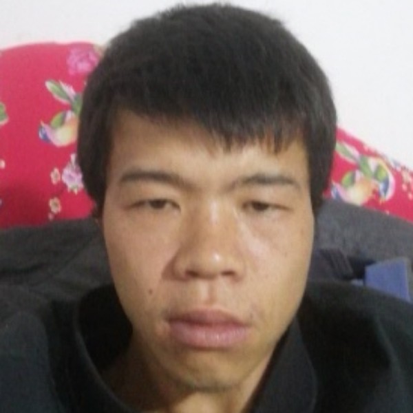 易荣华的照片
