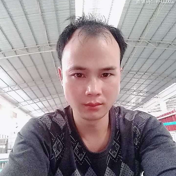 陌颜简单的照片