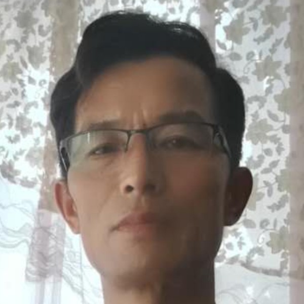 金鱼高兴的照片