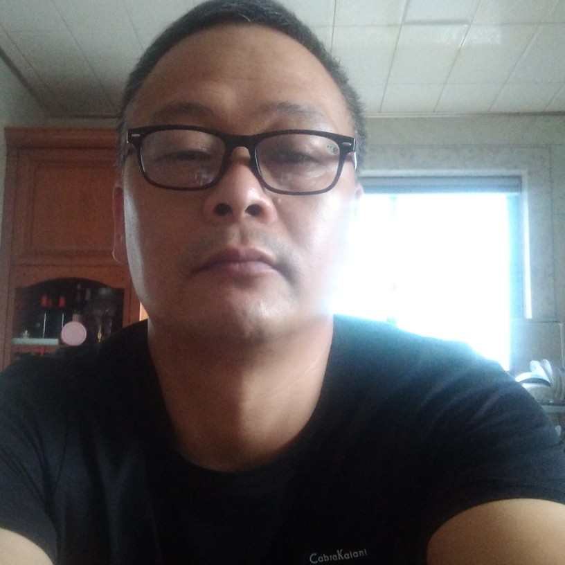 平常愿剪影的照片