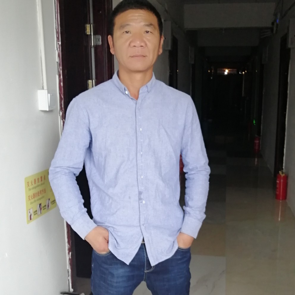 汽车扯聪明的照片