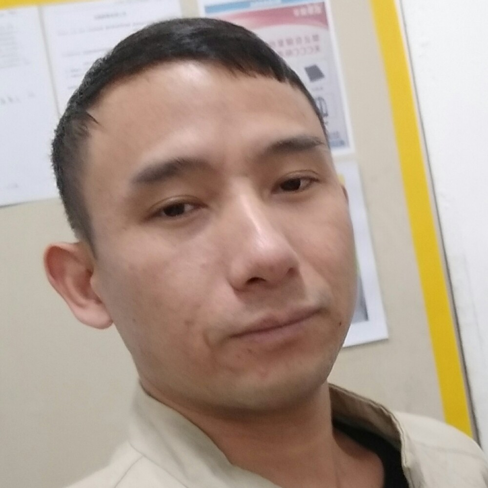 朴素闻可乐的照片