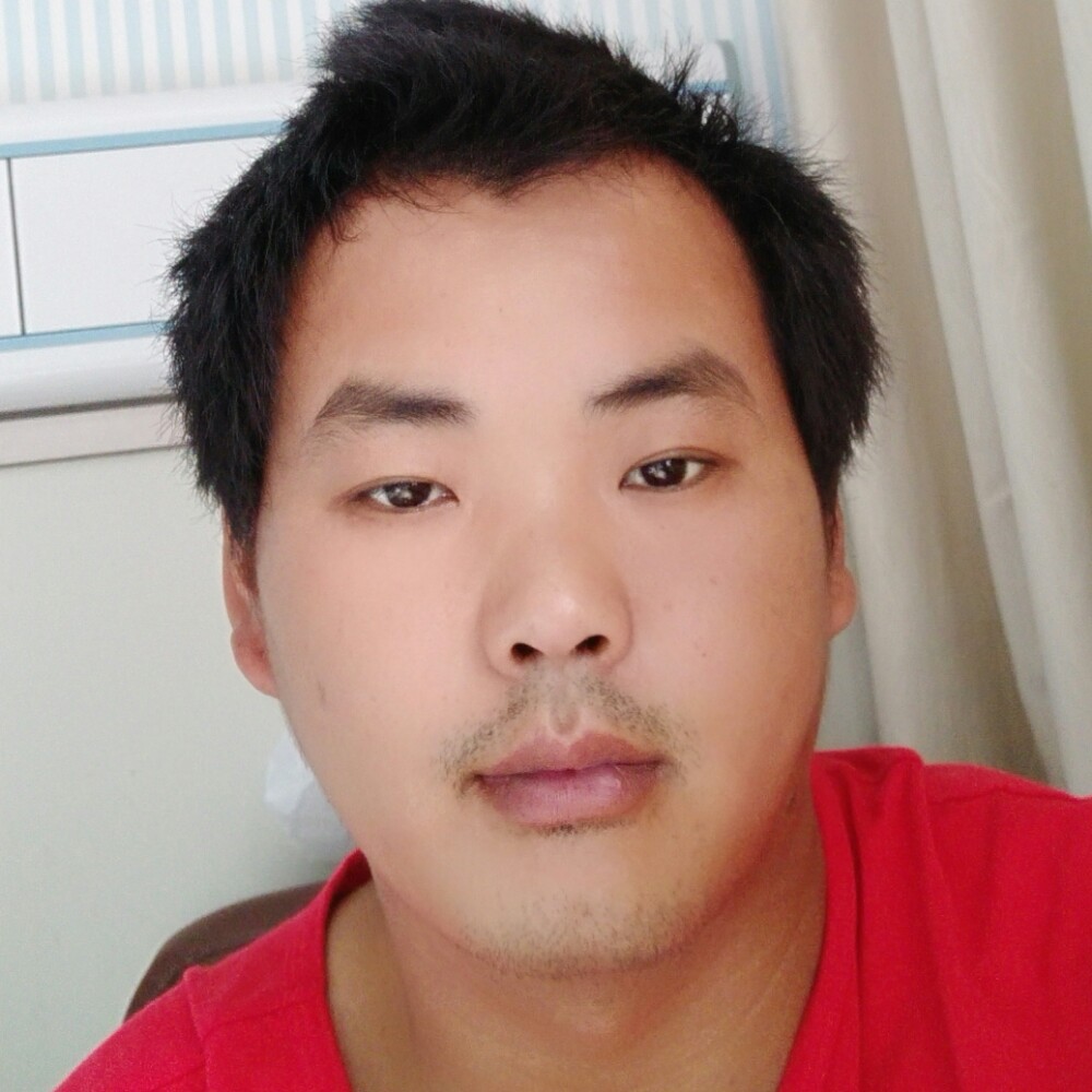 顺心拿跳跳糖的照片