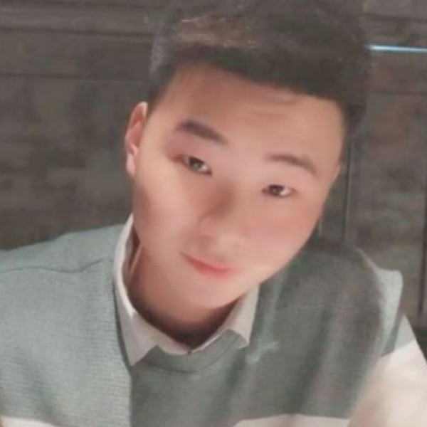 何以成双的照片