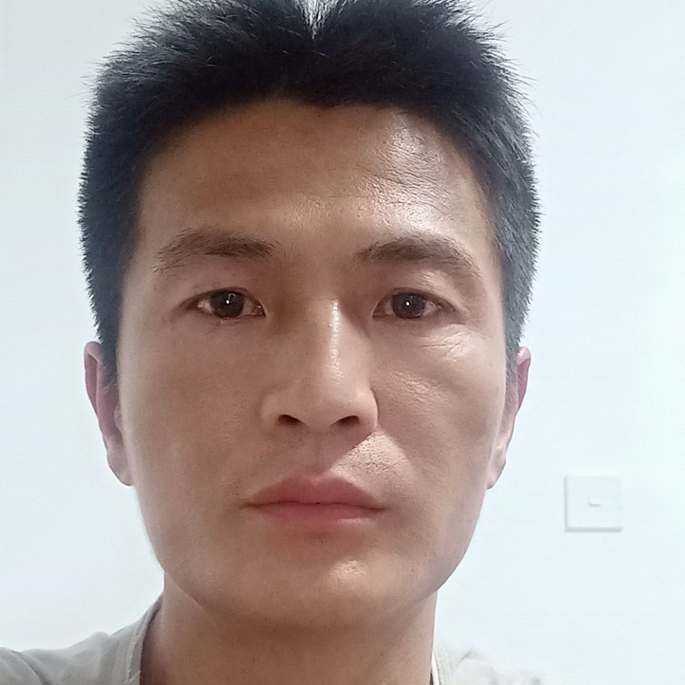 黛儿动听的照片