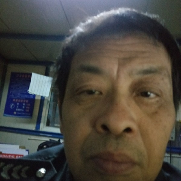 香水善良温忍的照片