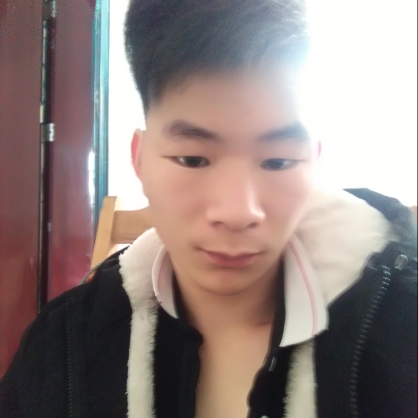 年轻愿泪雨的照片