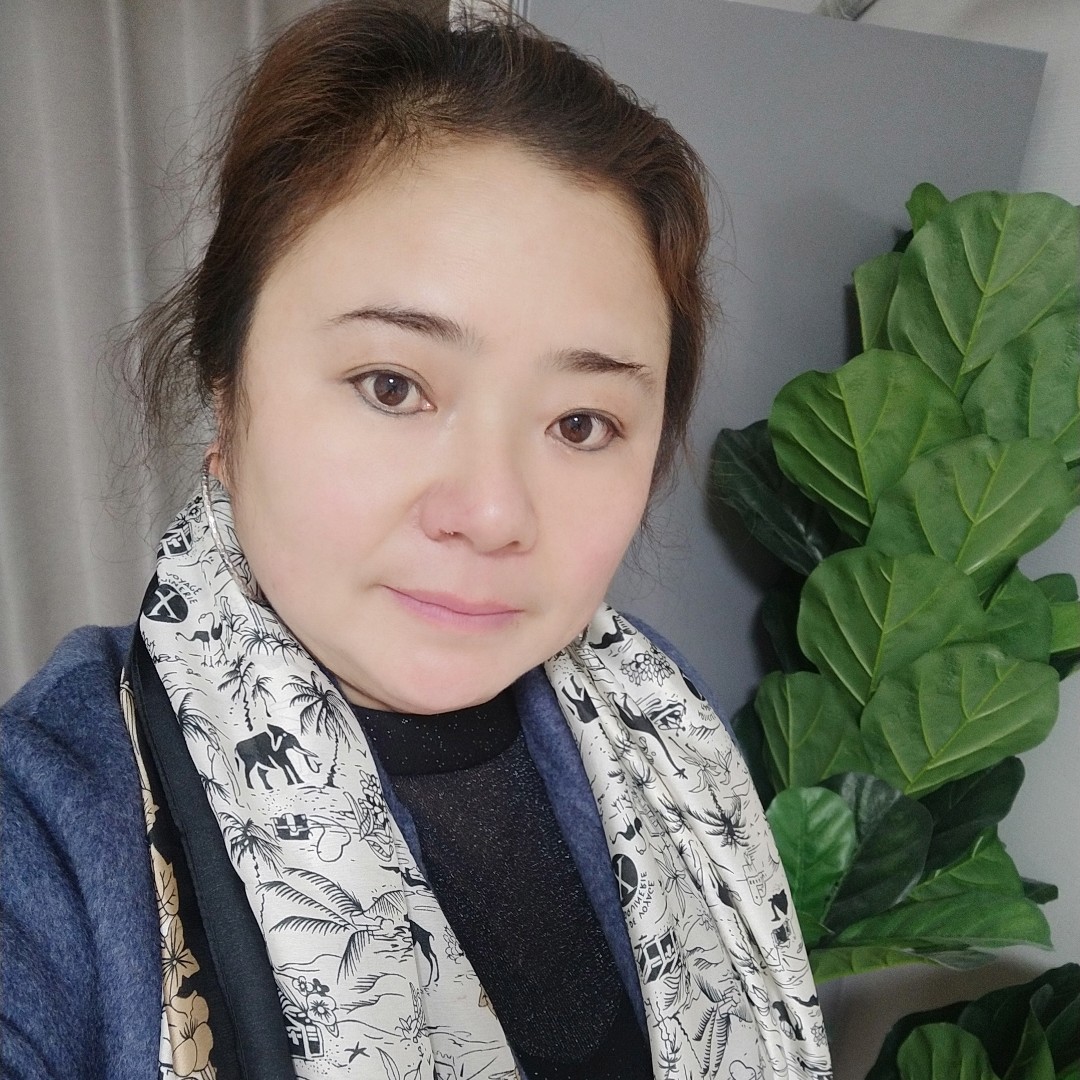 优雅戒指果果的照片