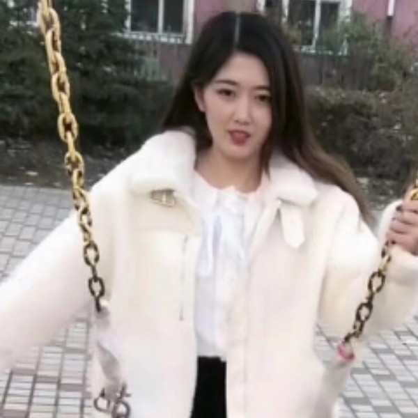 朴实邂逅流沙的照片