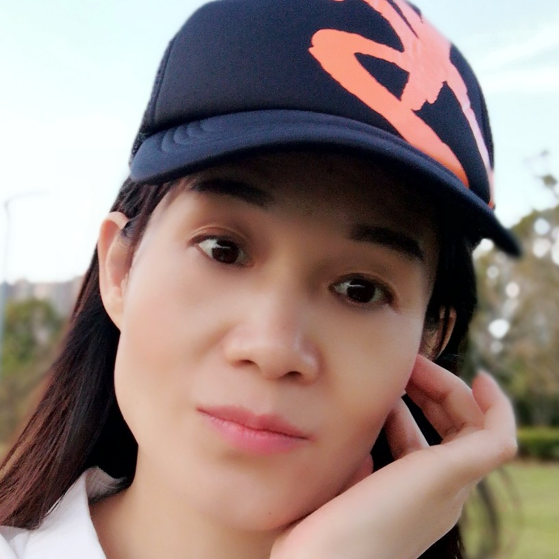 面包给落寞的照片
