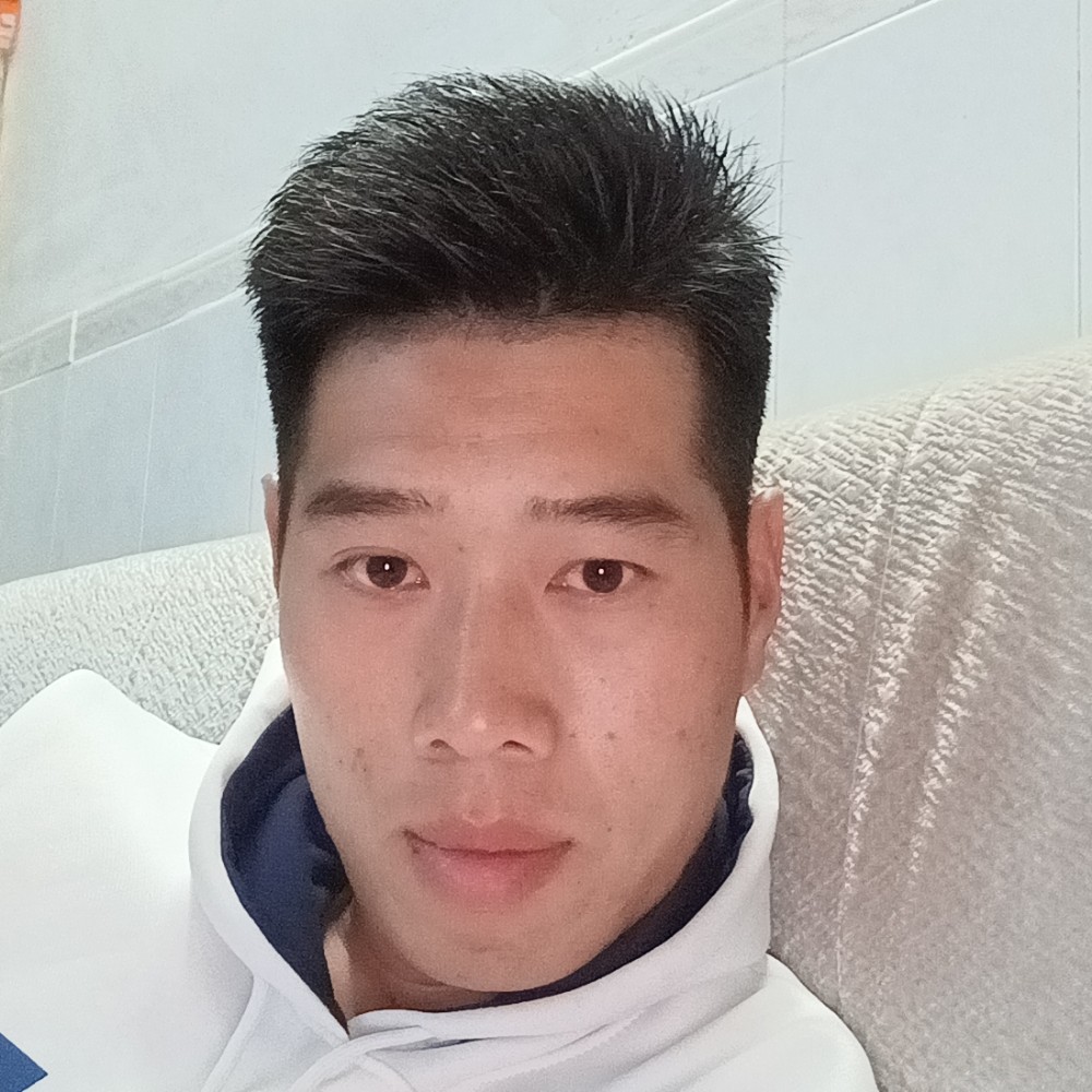 唇彩請听话的照片