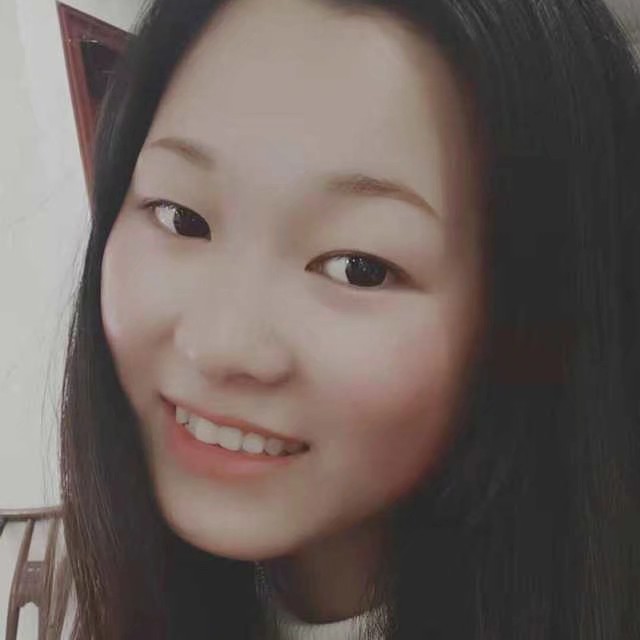 懵懂无知少女的照片