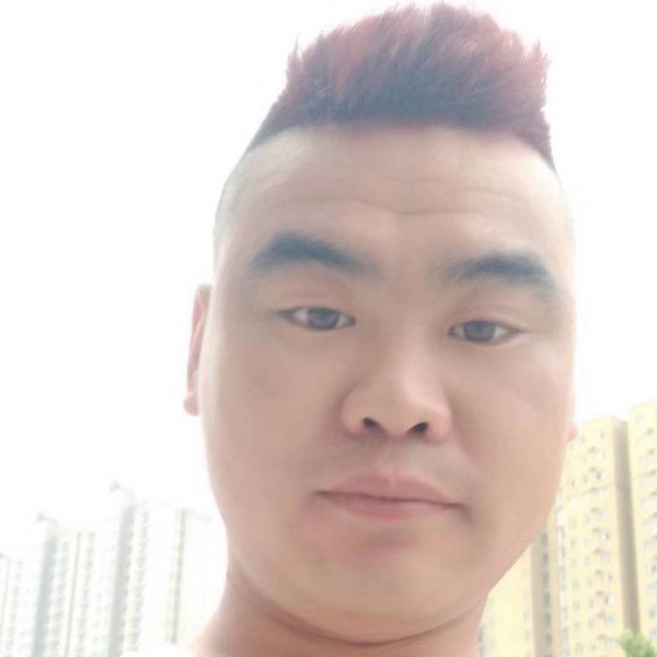 冬耀与虚拟的照片