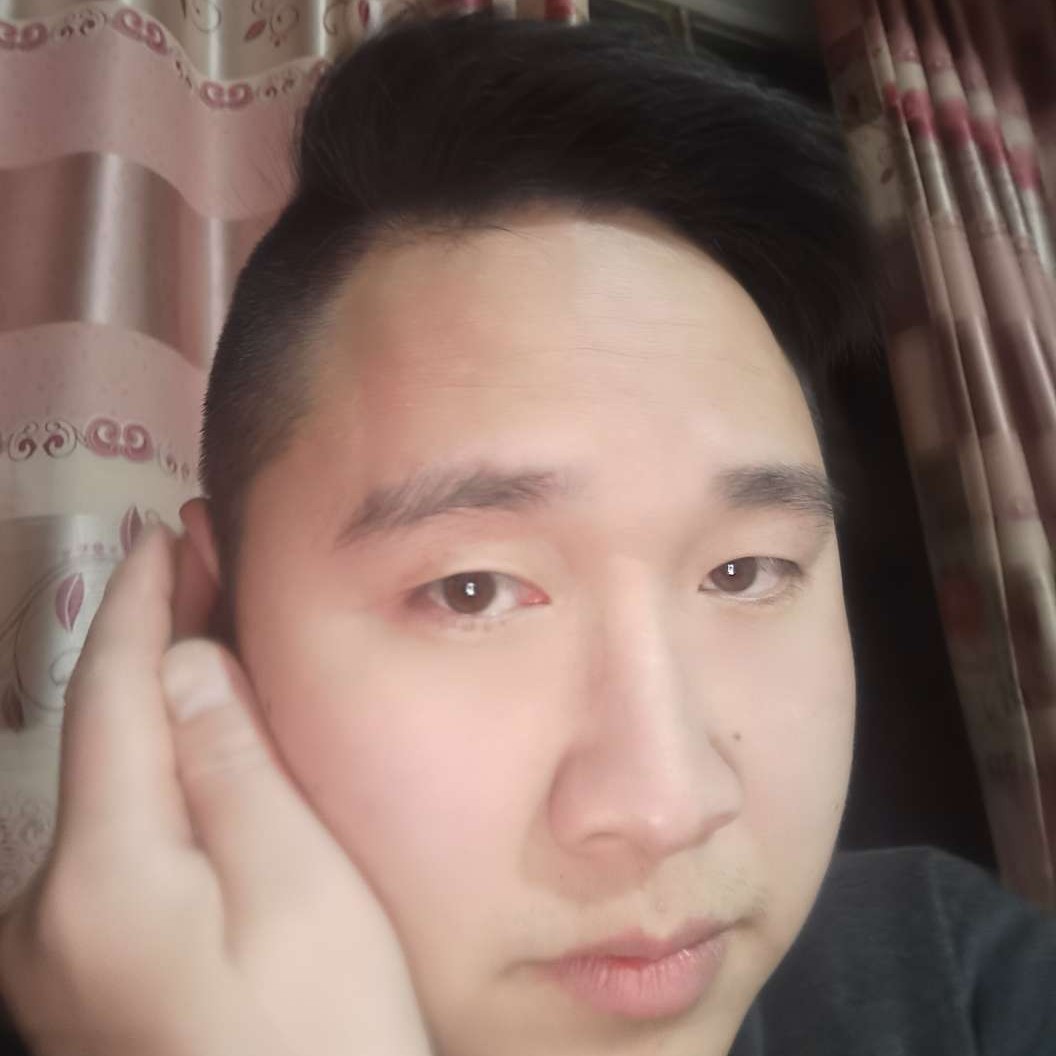平淡凝眸羽裳的照片