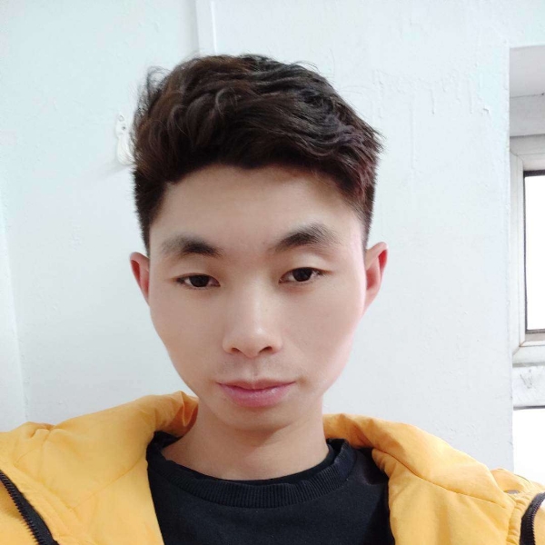 书本深情的照片