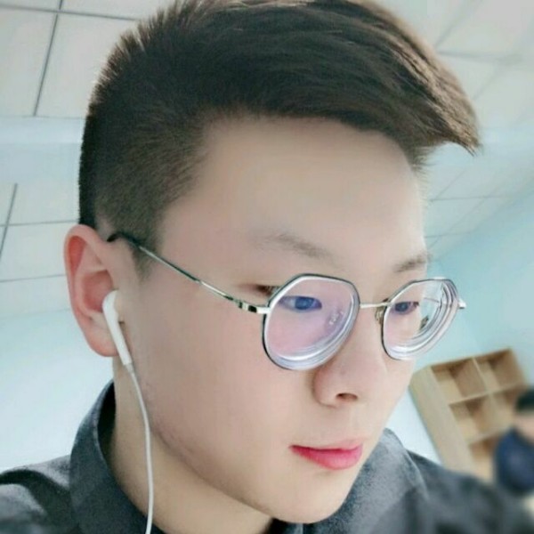钥匙挽手聪明的照片
