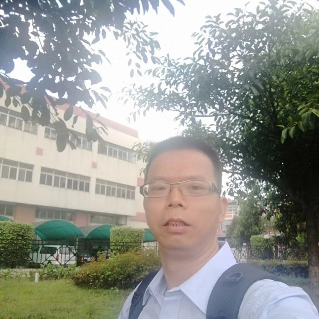 雨后彩虹阳光灿烂的照片