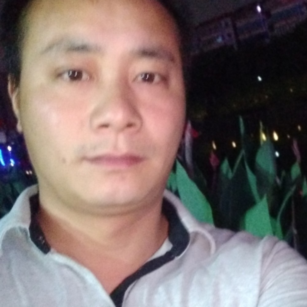 微笑改变单身的照片