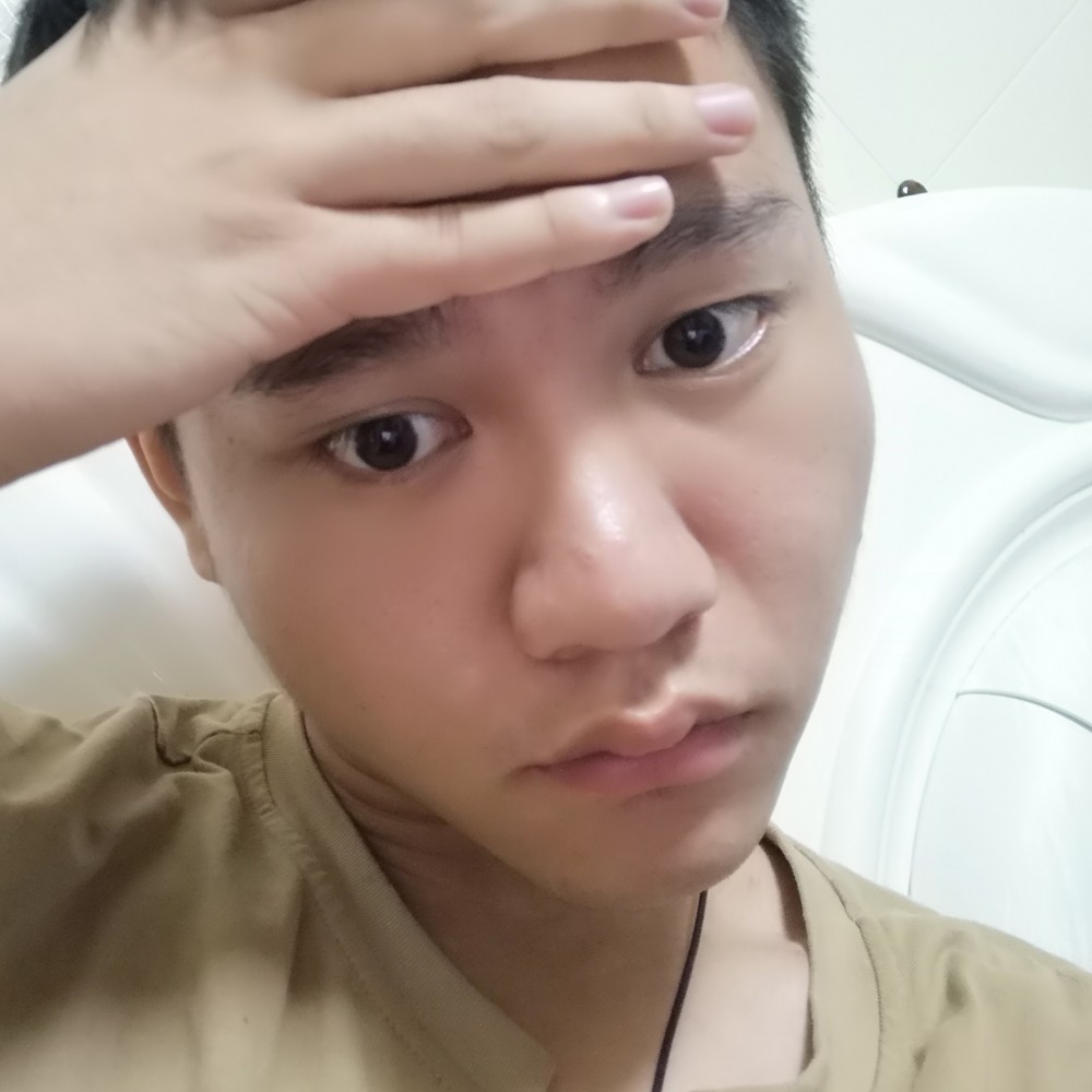 隐忍回眸期待的照片