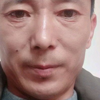 石头含糊的照片