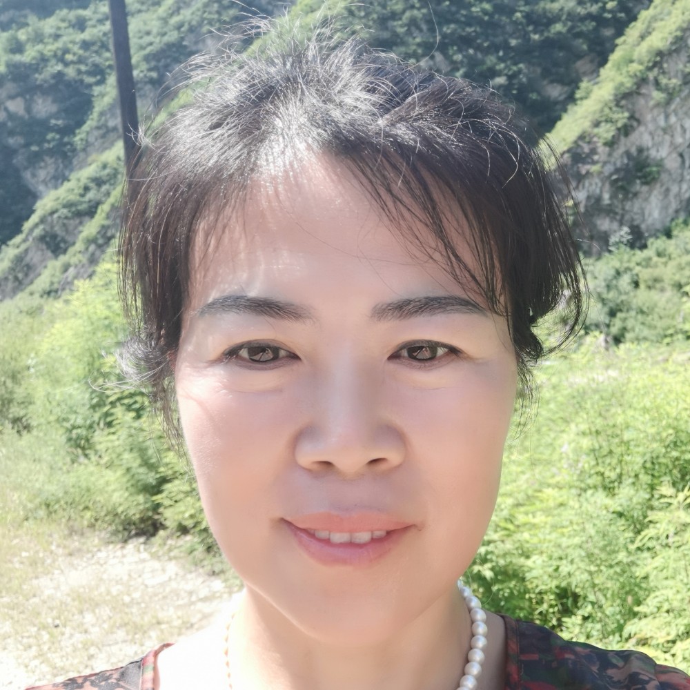 绝影淡淡的照片