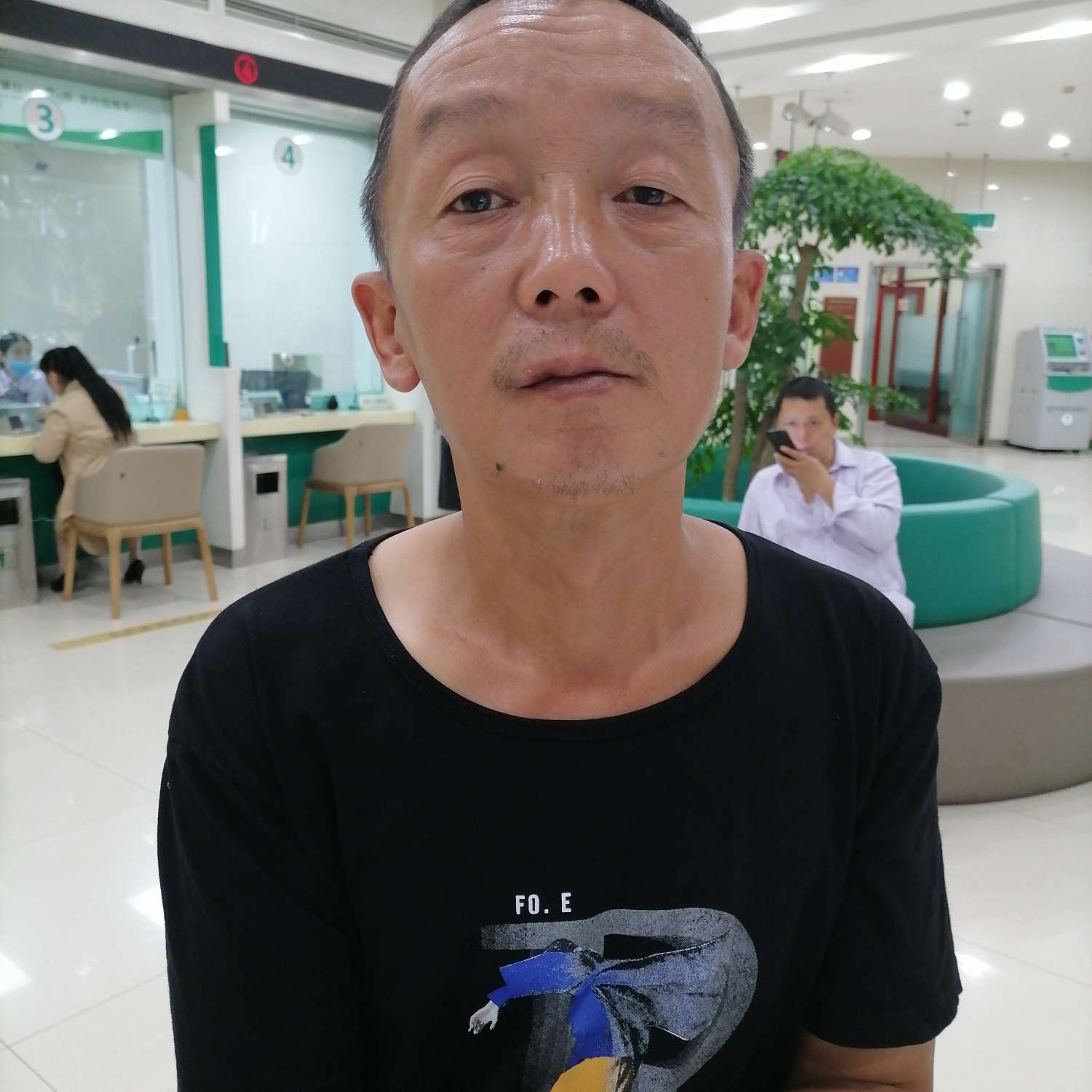 金鱼蹁跹高挑的照片