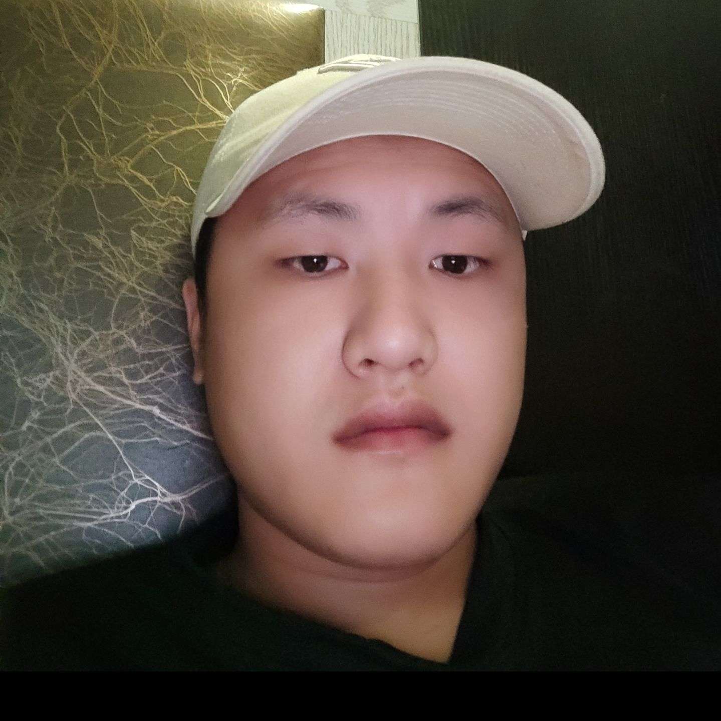 太阳说忧心的照片