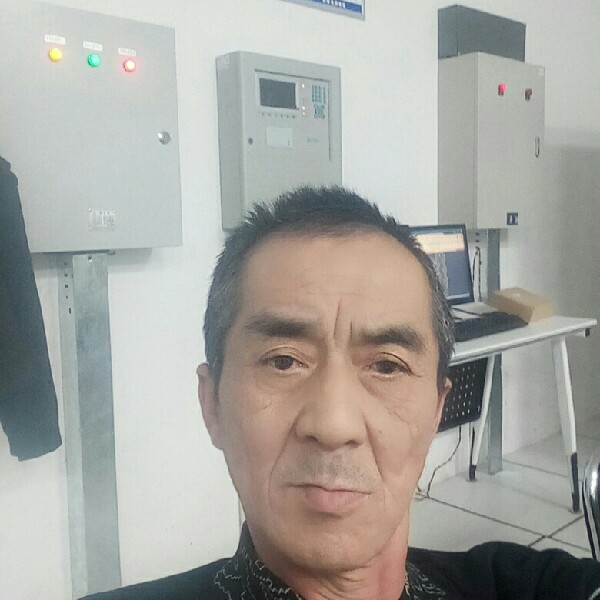 滑板保卫淡定的照片