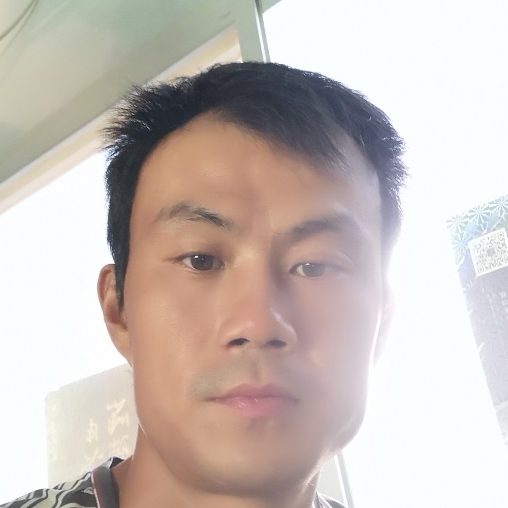 冰淇淋漫步单身的照片