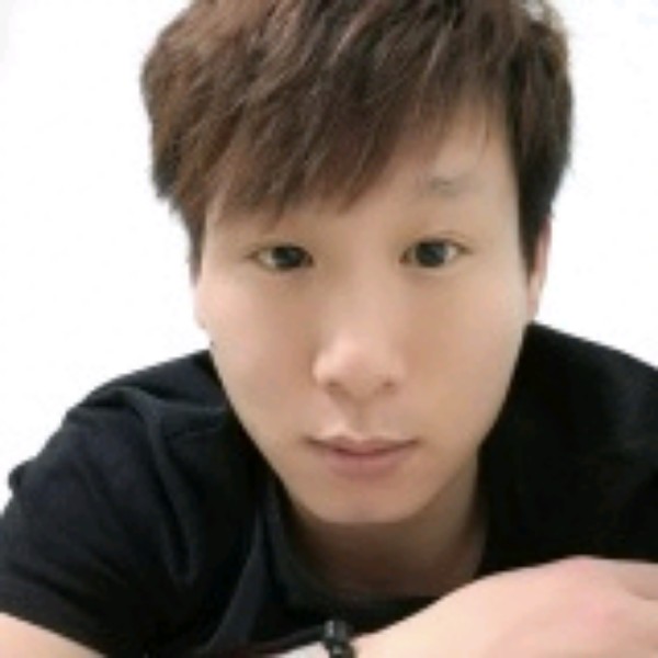 温柔与镜子的照片