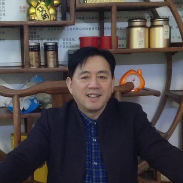 潇洒与帆布鞋的照片