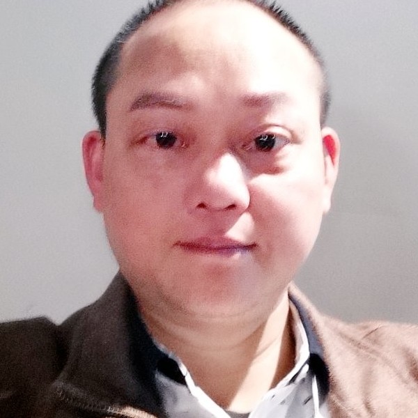彭彭华的照片