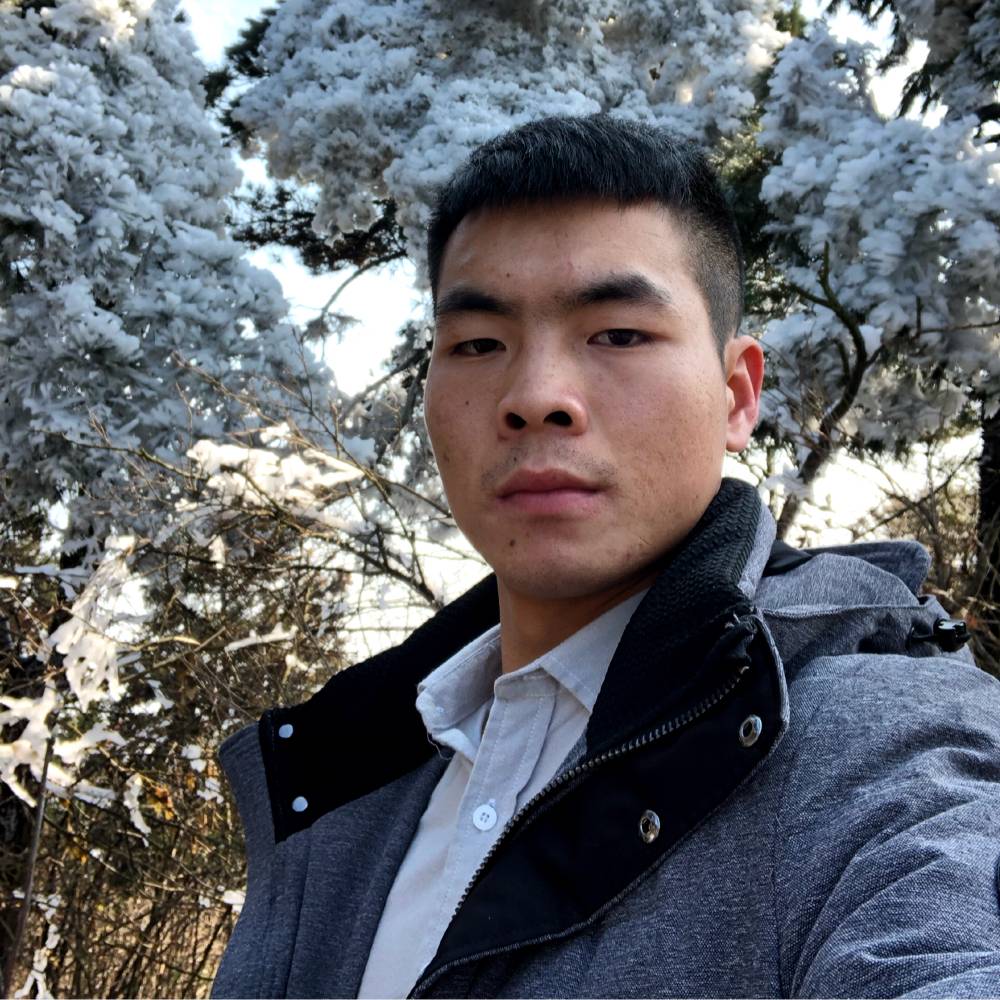 口红激动的照片