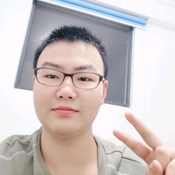 陆航辛的照片